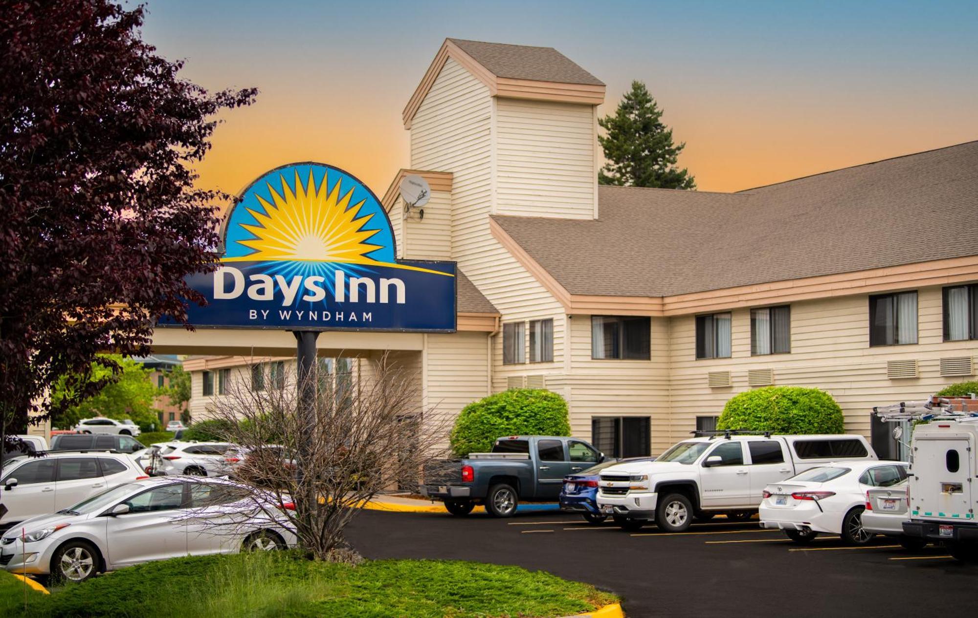 Days Inn By Wyndham Coeur D'Alene Esterno foto